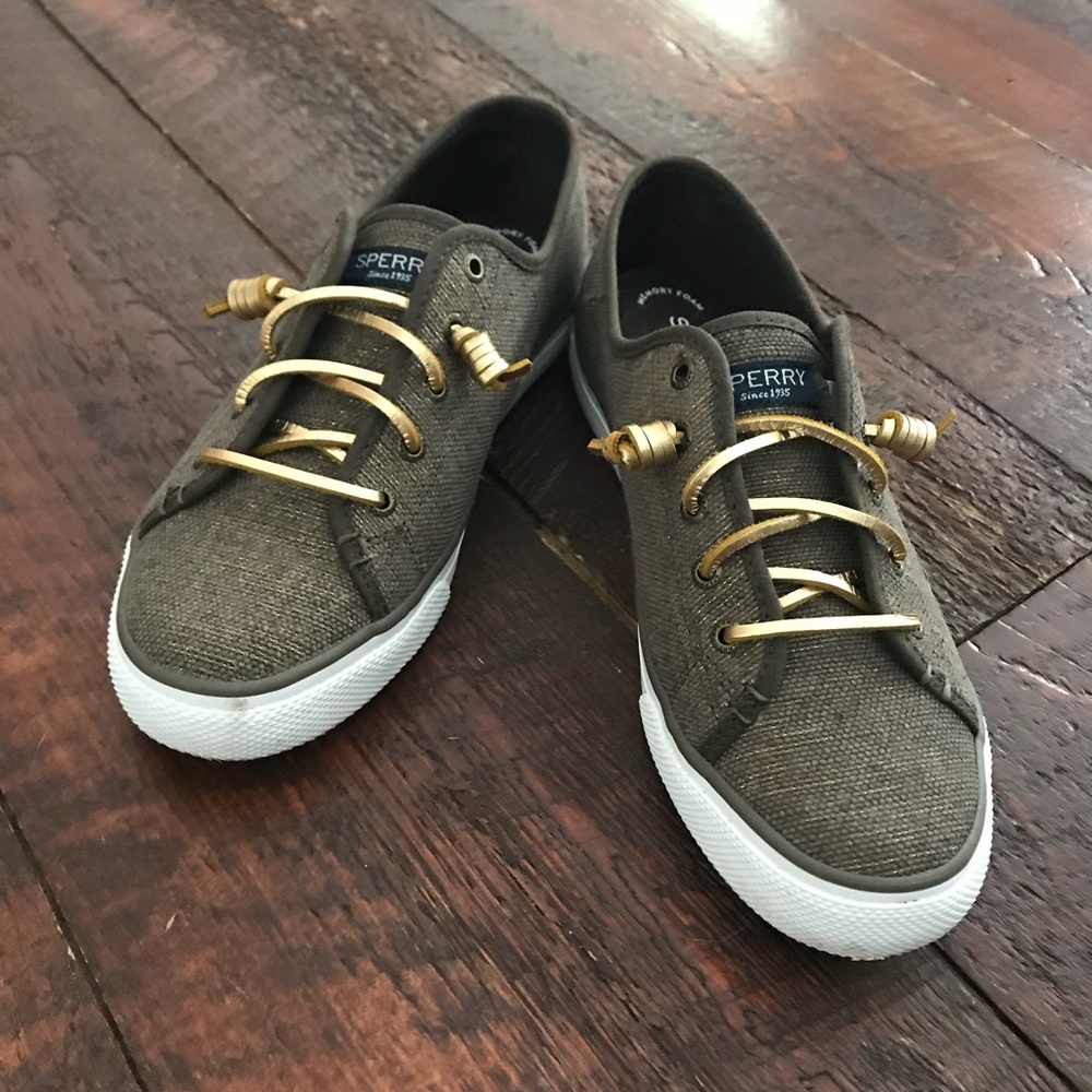 Sperry Topsiders - 8.5 like new